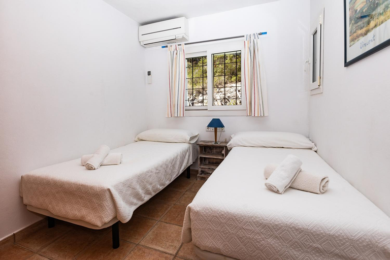 Bedroom 3, Charming villa with pool, Can Toni Mateu., Baleares