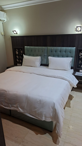 Room 4, agnehat alsmo hotel