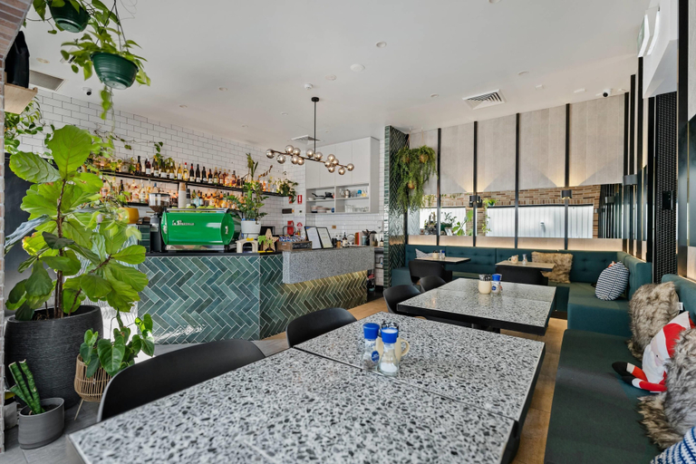 Food & Drinks 5, The Kingsford, an Ascend Collection Hotel, Hamilton