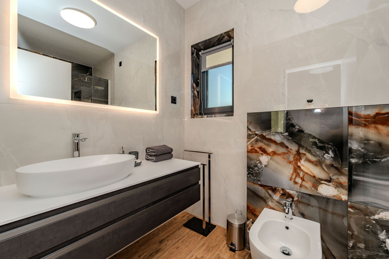 Bathroom 2, Villa Garoful, Sukošan