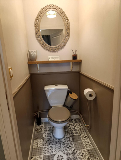 Bathroom 3, Domaine de la Clauzade, Corrèze