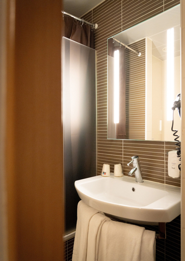 Bathroom 3, Park Hotel Porto Aeroporto, Maia