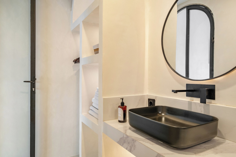 Bathroom 5, Villa Affinity Canggu by OriVista Great Location, Badung