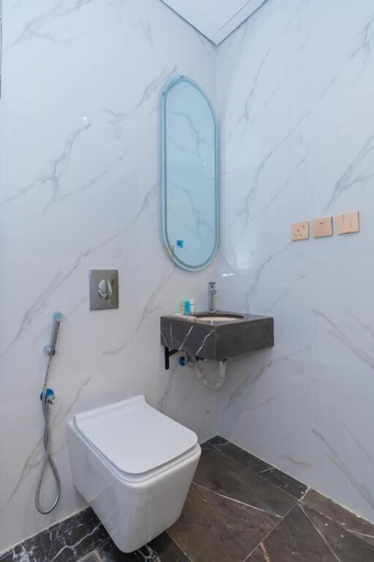 Bathroom 5, Royal Palace Hotel - Jaber, Riyadh