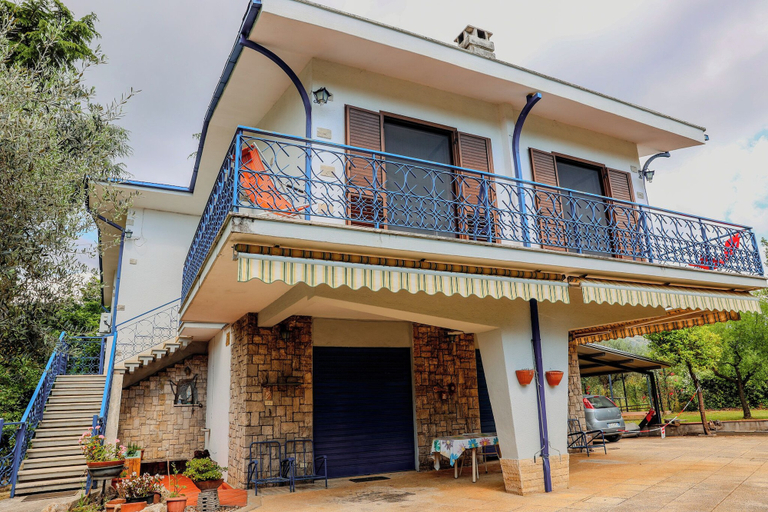 Front of property 5, Villa Pina, Latina