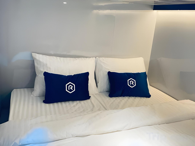 Bedroom 5, Rosalyne Sleepbox Denpasar Bali, Denpasar