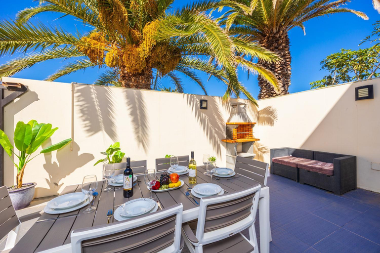 Others 5, Villa Paula, Las Palmas