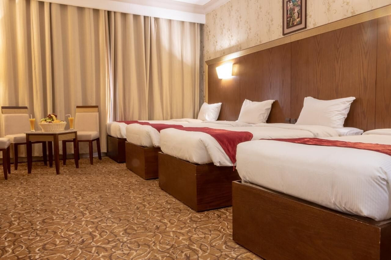 Bedroom 4, Dhiafat Al-Raja Hotel, Makkah