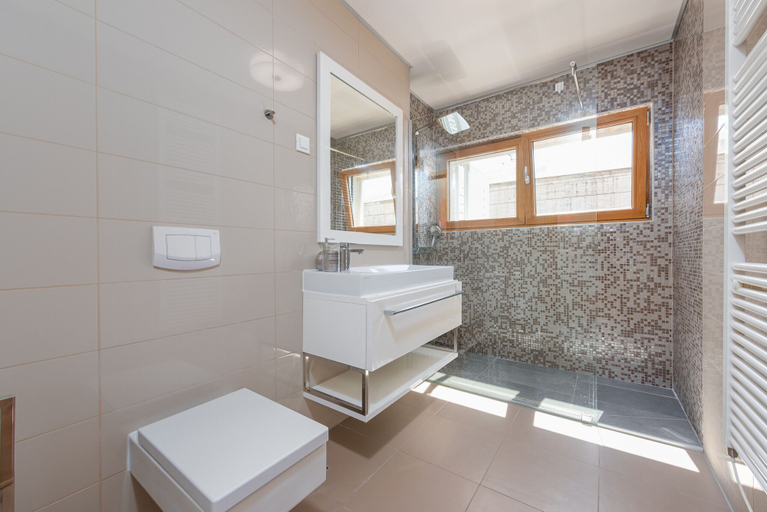 Bathroom 3, Villa Calla, Zadar