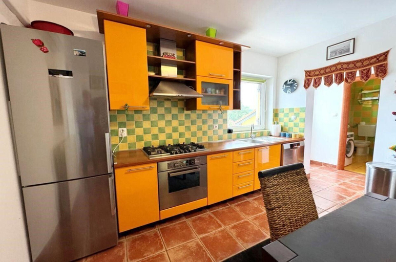 Private kitchen 2, House Malnar, Krk
