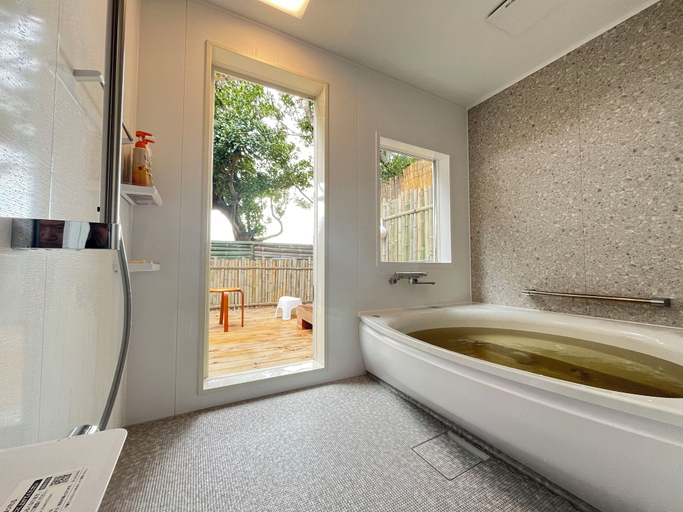 Bathroom 3, HatagoyaChuube, Hakui