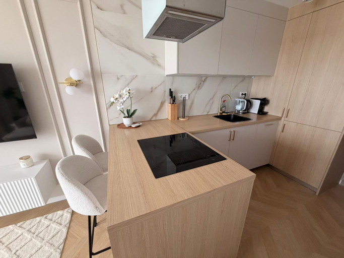 Private kitchen 2, Beachfront Apartment with Sea View, Alicante