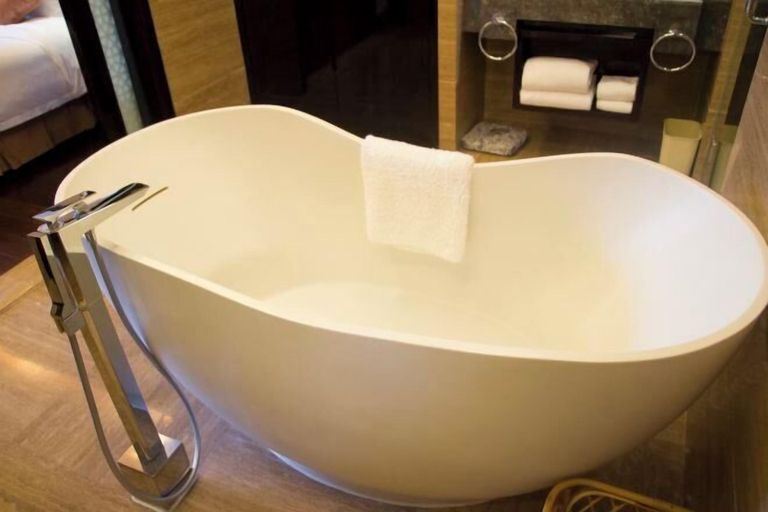 Bathroom 4, Ming Resort & Spa, Ningbo