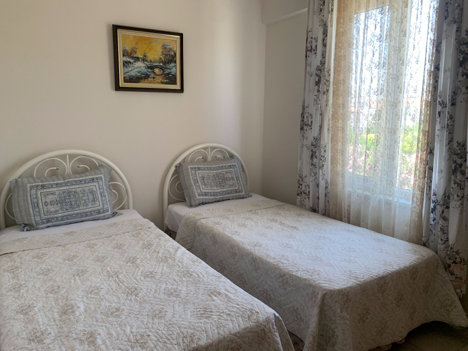 Bedroom 4, CIZMECI APART HOTEL, Çeşme