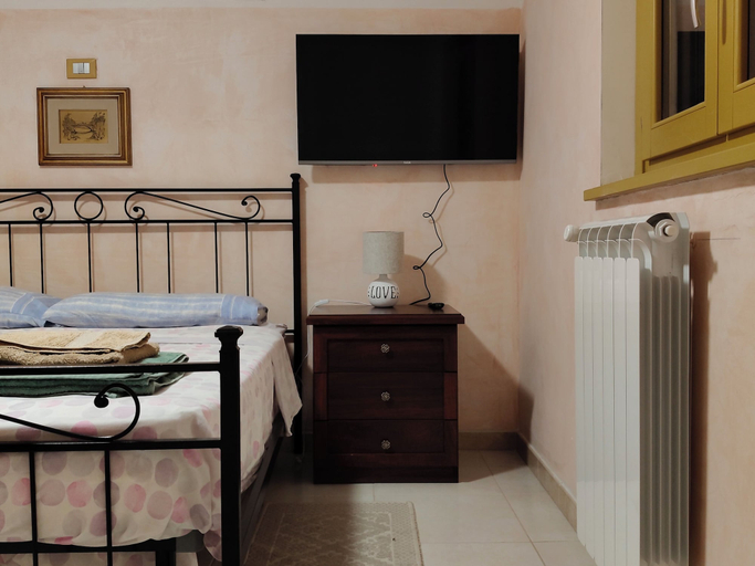Bedroom 2, COUNTRY HOUSE, Campobasso