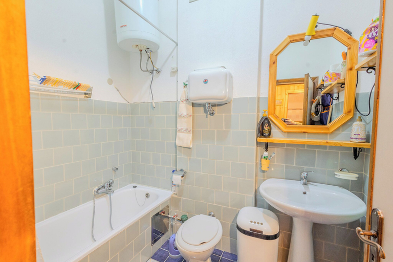 Bathroom 4, Appartamento Fonte Eremita, L'Aquila