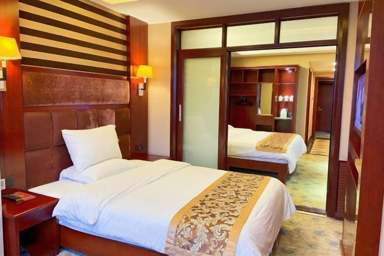 Bedroom 3, Tianmen Business Hotel, Zhangjiajie