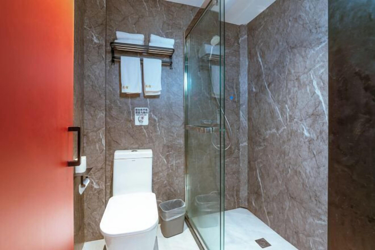 Bathroom 3, Qiu shan Hotel, Wenzhou