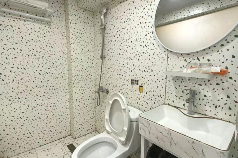 Bathroom 3, TongTai Preferred Hotel, Shanghai