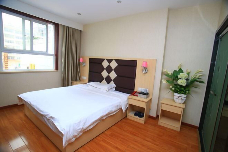 Bedroom 3, Xianning Century Hotel, Xianning