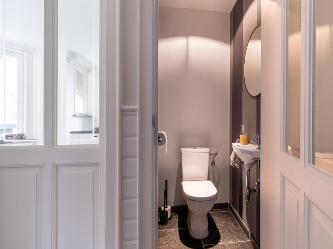 Bathroom 4, Scenic villa in Borgloon with garden, Limburg