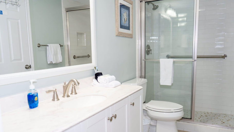 Bathroom 4, Surfside Ii #109 2 Bedroom Home by RedAwning, Cameron
