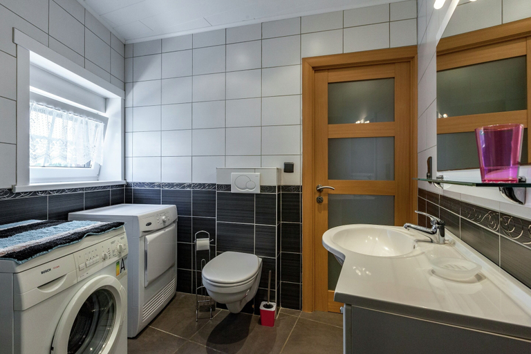 Bathroom 4, Cozy Cottage for 8 Guests, Hainaut