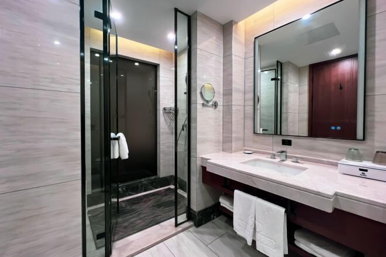 Bathroom 4, Zhaojun Mountain Villa (Xingshan High-speed Railway Station), Yichang