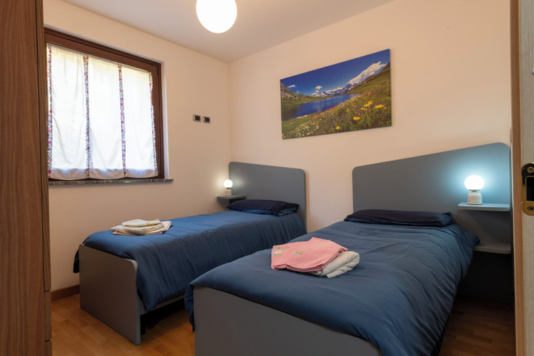 Room 4, La Maison De L'Adret, Aosta