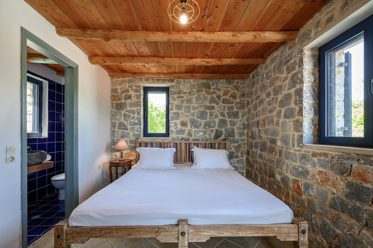 Room 5, Petritis Villa, Crete