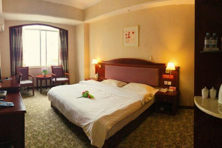 Bedroom 3, Yongheng Business Hotel, Baise