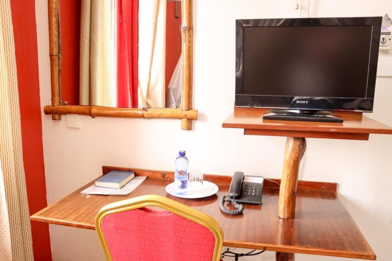 Others 5, Bridge Hotel Mombasa, Mvita