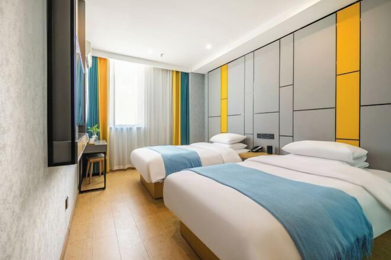 Bedroom 5, OTA short name: Mingyang Hotel (Taiyuan South Railway Station · Shanxi University Branch), Taiyuan