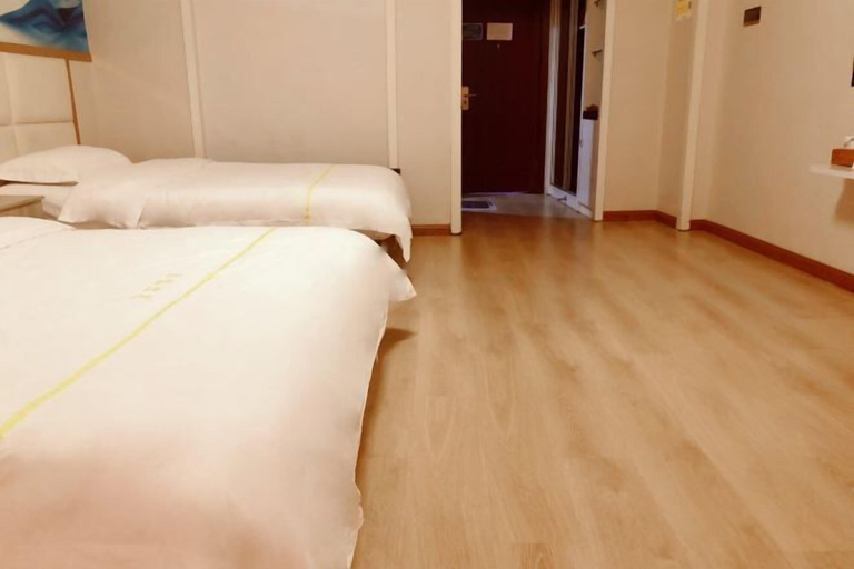 Bedroom 2, Blue Sen Hotel (Tiantai Mountain Scenic Area), Taizhou