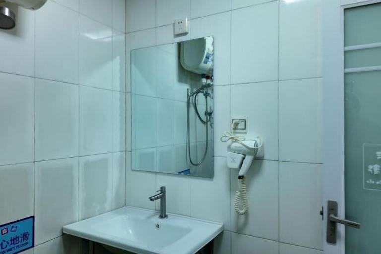 Bathroom 2, Haikou Jinmeng Hotel, Haikou