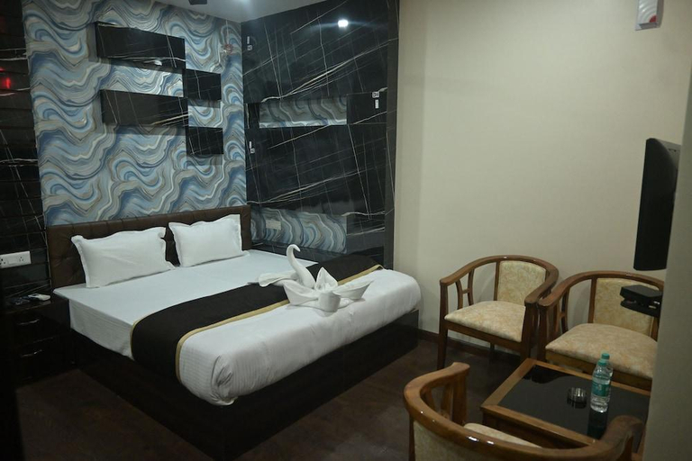 Bedroom 2, Hotel Maa International , Alipurduar