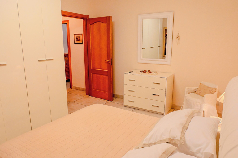 Room 2, Villa Leproso, Benevento