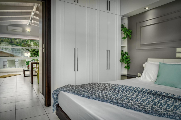 Others 4, Marayas Modern Loft!, Ionian Islands