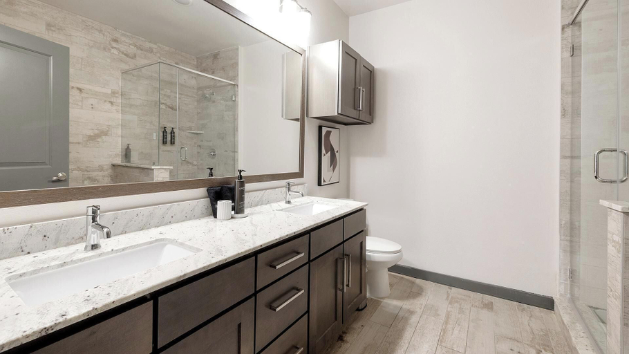 Bathroom 2, Landing Apartments Fort Worth near Cultural District, Fort Worth