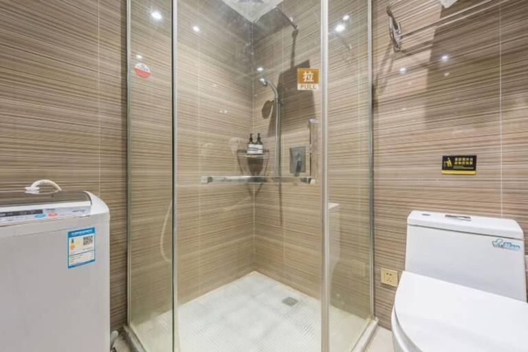 Bathroom 2, Ningbo jinfu hotel apartment, Ningbo