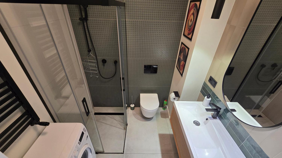 Bathroom 4, Space Apartments Old Town, Szczecin