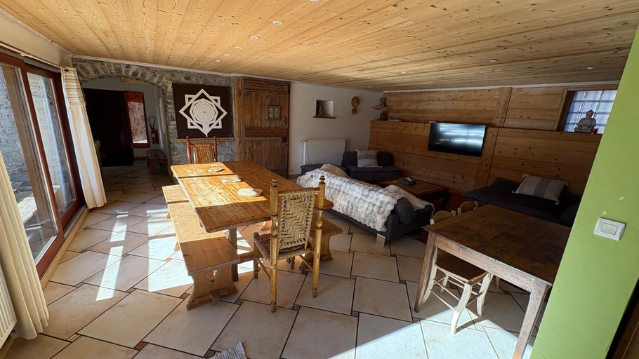 Others 5, La Ferme du Soleil, Savoie