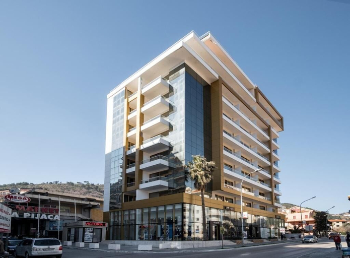 Exterior & Views, Orange Central Suites