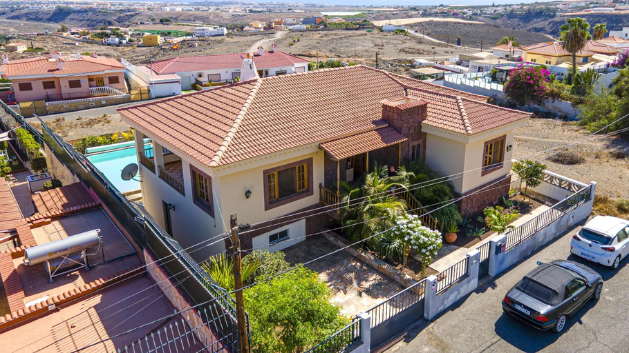 Others 5, Private Villa with three separate apartments, Las Palmas