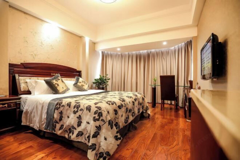 Bedroom 3, Haiyan Hotel, Jiaxing
