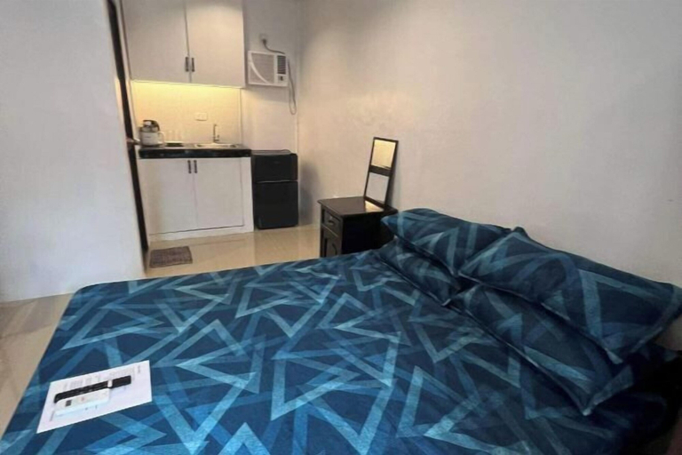 Room 2, Cozy Studio Type unit w/ TV, Wifi, hotshower & ref, Cotabato City