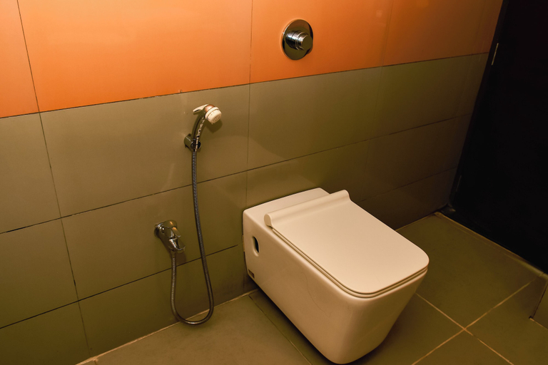 Bathroom 5, Chill Berg Resort - Bodimettu, Theni