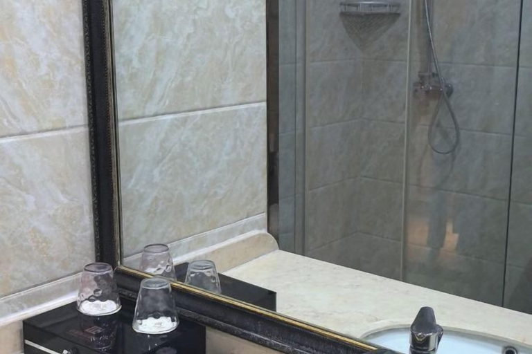 Bathroom 3, Nuoman Holiday Hotel, Xiantao