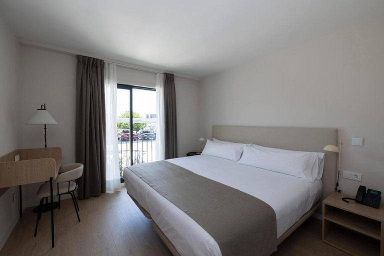 Room 2, Hotel H4 Cangas, Pontevedra