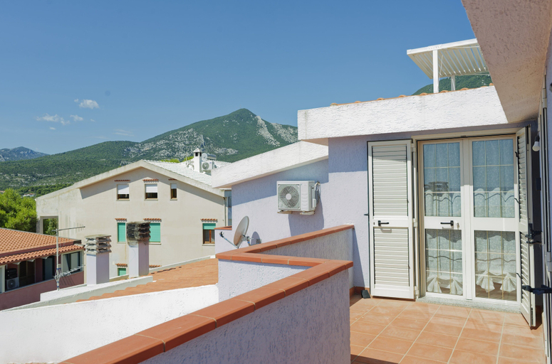 Exterior & Views 2, Mermaid - Cala Gonone, Nuoro